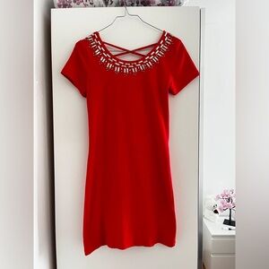 Red Sheath Dress with Crew Neck and Short Sleeves